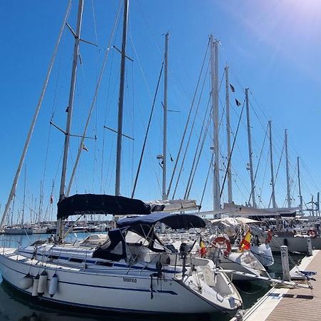Autentico Velero En Valencia Buitenkant foto