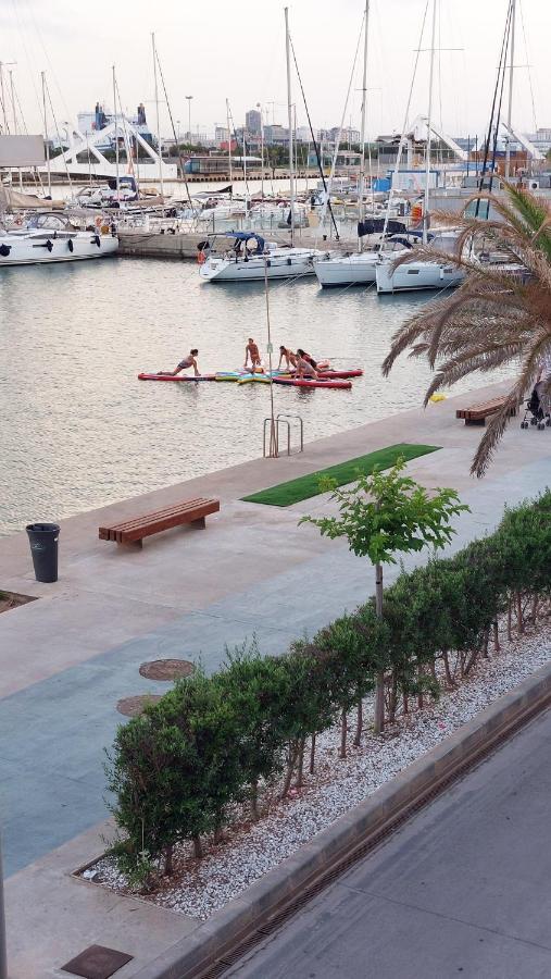Autentico Velero En Valencia Buitenkant foto