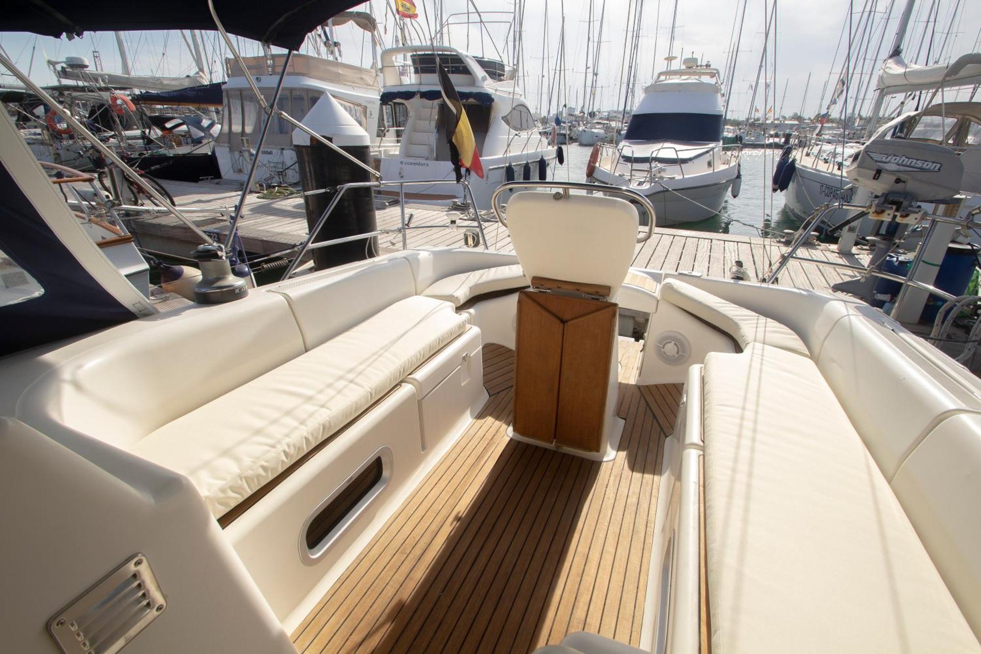 Autentico Velero En Valencia Buitenkant foto